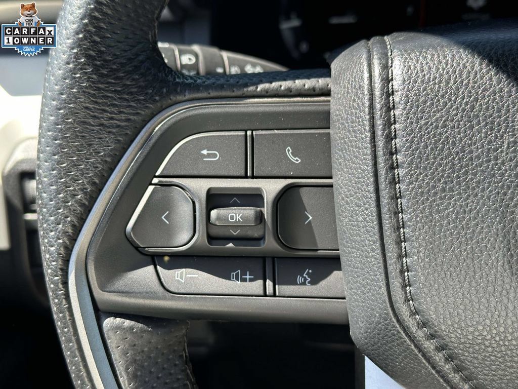 Used 2024 Toyota Tacoma TRD Off-Road AWD/4WD image 19