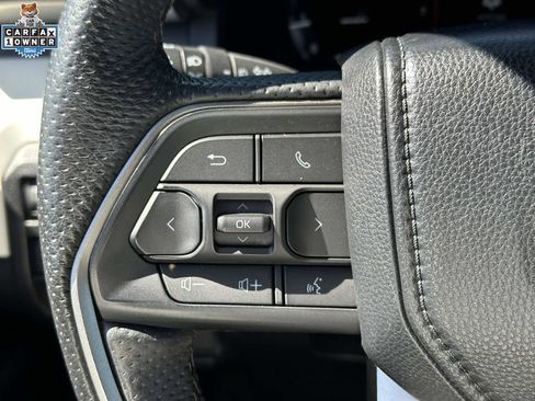 Used 2024 Toyota Tacoma TRD Off-Road AWD/4WD image 19