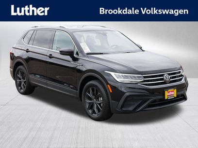 Used 2024 Volkswagen Tiguan SE w/ MDO Package, Two-Row