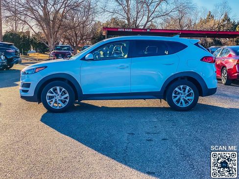 Used 2020 Hyundai Tucson SE image 5