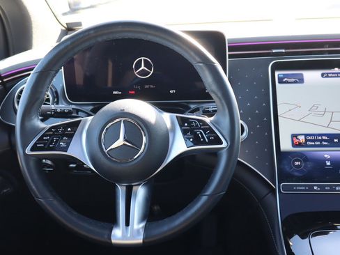 Used 2023 Mercedes-Benz EQE 350+ 4MATIC SUV w/ Exclusive Trim Package image 10