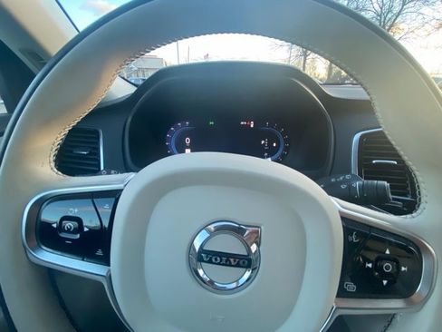 Used 2023 Volvo XC90 B6 Ultimate image 9