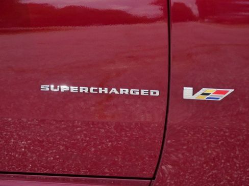 Used 2007 Cadillac XLR V RWD image 36