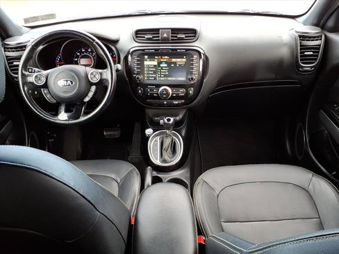 Used 2015 Kia Soul + w/ Primo Package FWD image 14