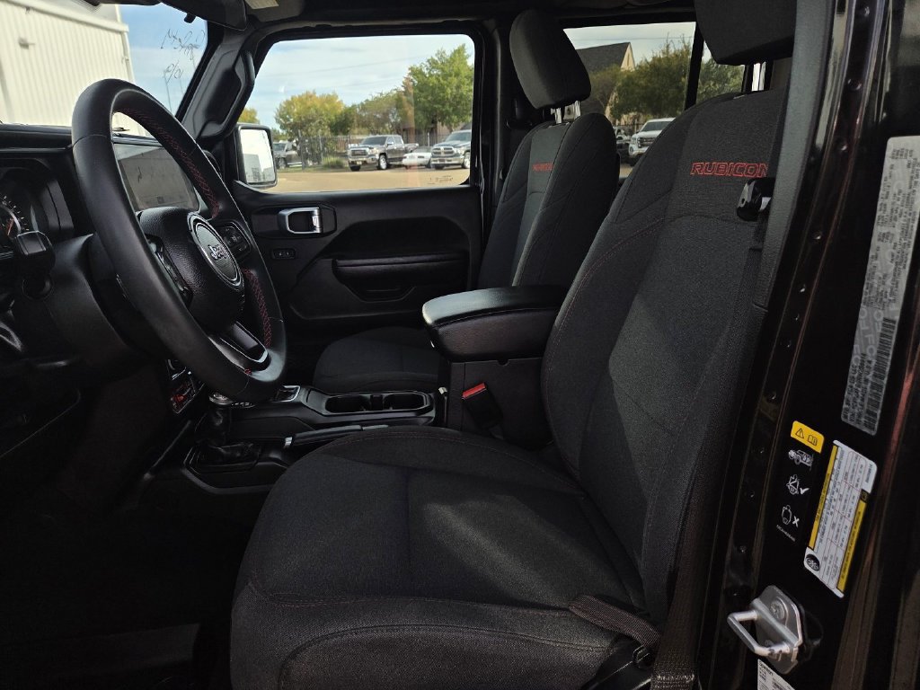 Used 2024 Jeep Wrangler Unlimited Rubicon AWD/4WD image 13