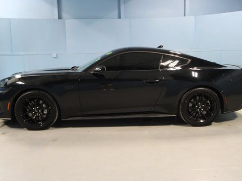 Used 2024 Ford Mustang GT RWD image 26