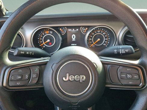 Certified 2018 Jeep Wrangler Unlimited Sport image 18