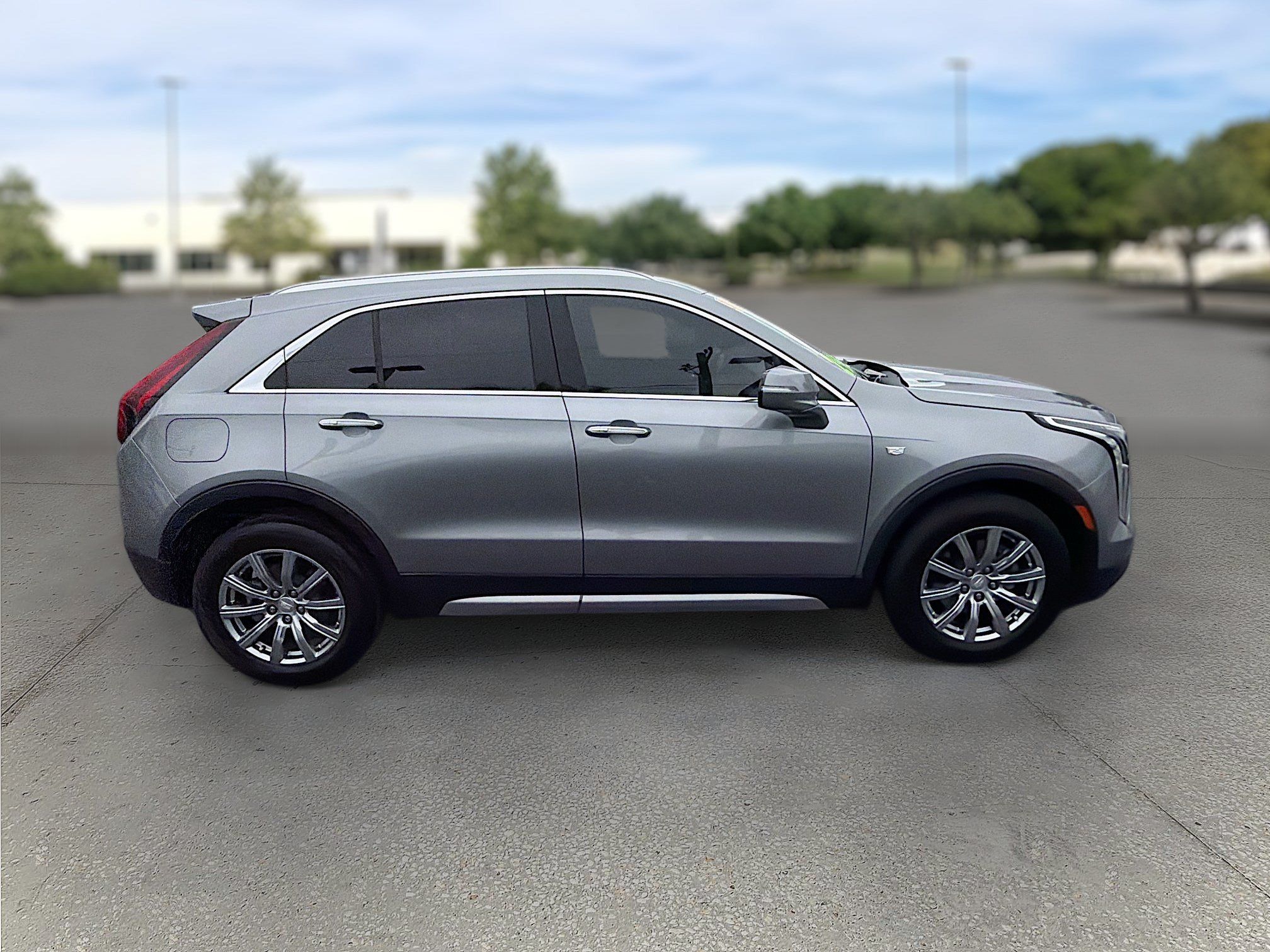 Used 2023 Cadillac XT4 Premium Luxury FWD image 8