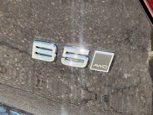 New 2026 Volvo XC40 B5 Core w/ Climate Package image 17