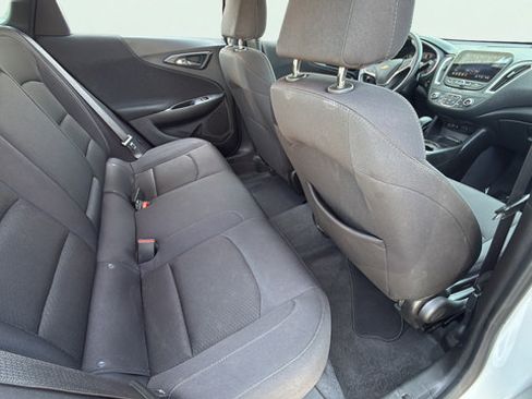 Used 2024 Chevrolet Malibu LT FWD image 30