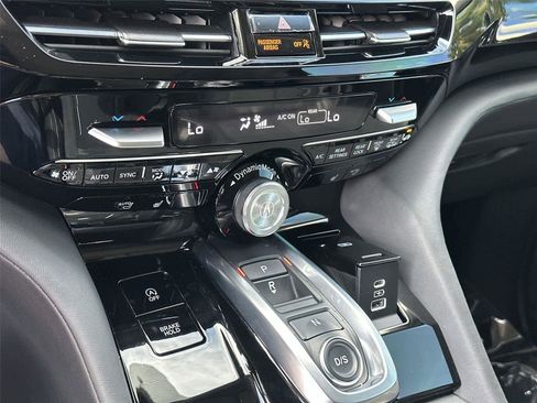 Certified 2025 Acura MDX FWD w/ Technology Package image 37
