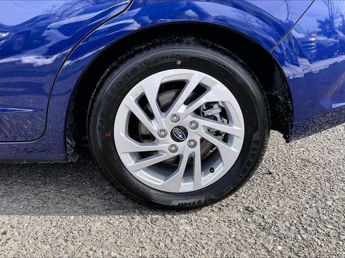 Certified 2025 Subaru Impreza 2.0i image 10