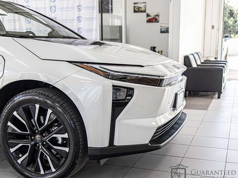 Used 2026 Toyota bZ AWD/4WD image 4