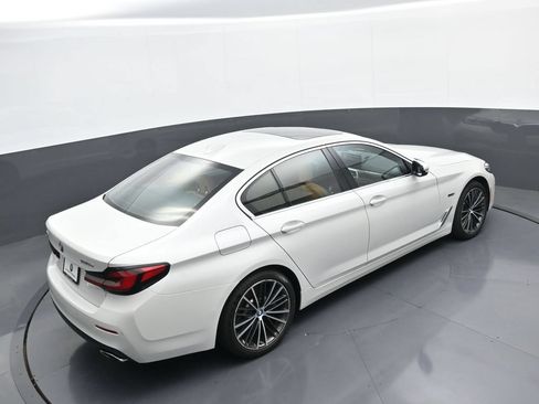 Used 2023 BMW 530e xDrive w/ Premium Package AWD/4WD image 36