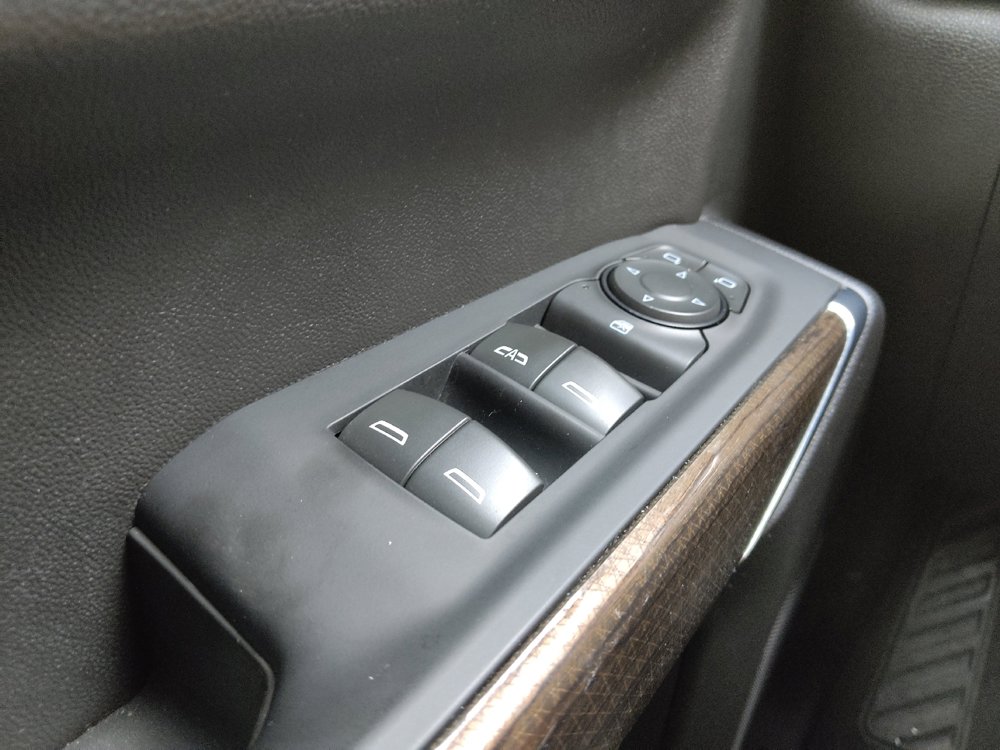 Used 2021 Chevrolet Silverado 1500 LT RWD image 27