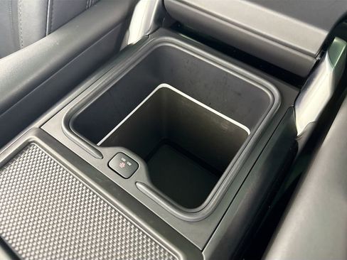 Used 2023 Land Rover Range Rover SE image 21