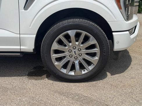 Used 2021 Ford F150 Limited AWD/4WD image 9