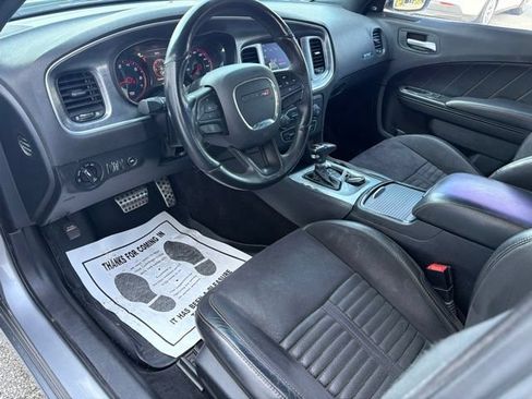 Used 2017 Dodge Charger R/T RWD image 18