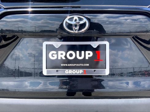 Used 2024 Toyota RAV4 XLE FWD image 10
