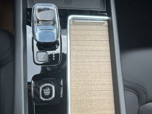 New 2026 Volvo XC60 B5 Plus w/ Protection Package Premier image 16