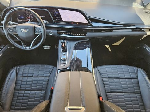 Used 2024 Cadillac Escalade V image 23