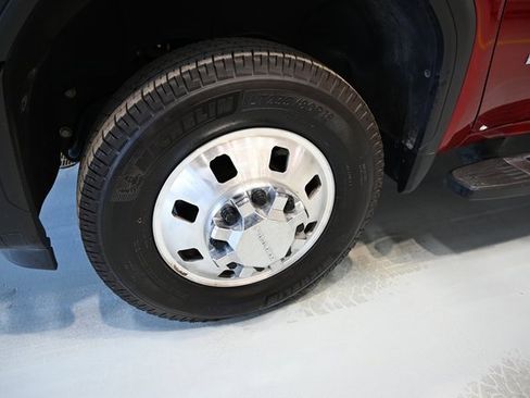 Used 2024 GMC Sierra 3500 Denali image 34