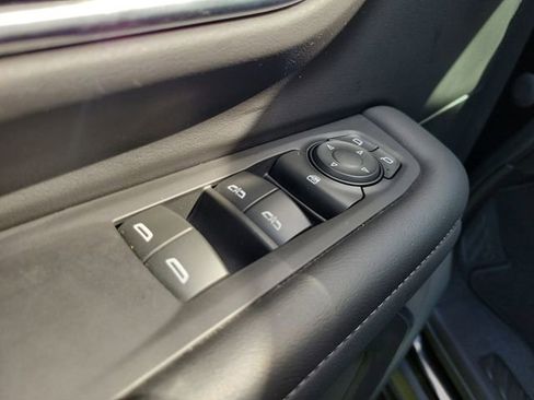 Used 2021 Chevrolet Tahoe LS RWD image 17