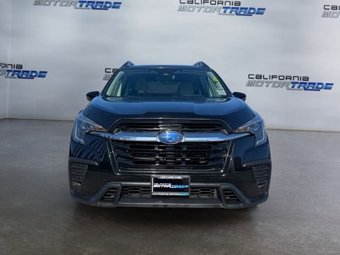 Used 2023 Subaru Ascent Premium w/ Convenience Package AWD/4WD image 2