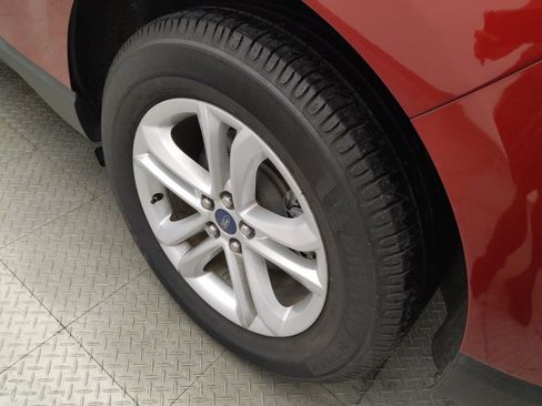 Used 2019 Ford Edge SEL w/ Equipment Group 201A FWD image 31