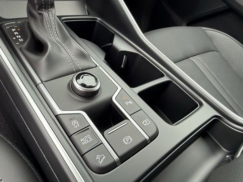 New 2025 Kia Sorento S image 25