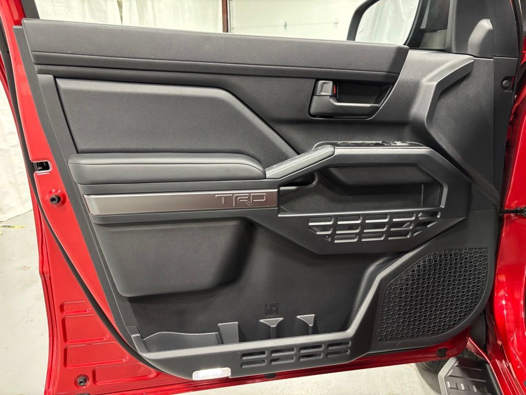 Used 2026 Toyota 4Runner TRD Off-Road AWD/4WD image 8