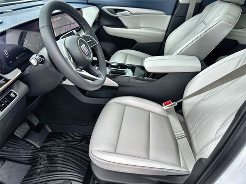 New 2026 Buick Envision Avenir image 24