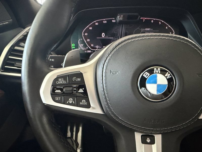 Used 2019 BMW X5 xDrive40i w/ M Sport Package AWD/4WD image 32