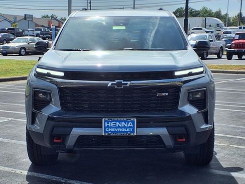 New 2026 Chevrolet Traverse Z71 image 2