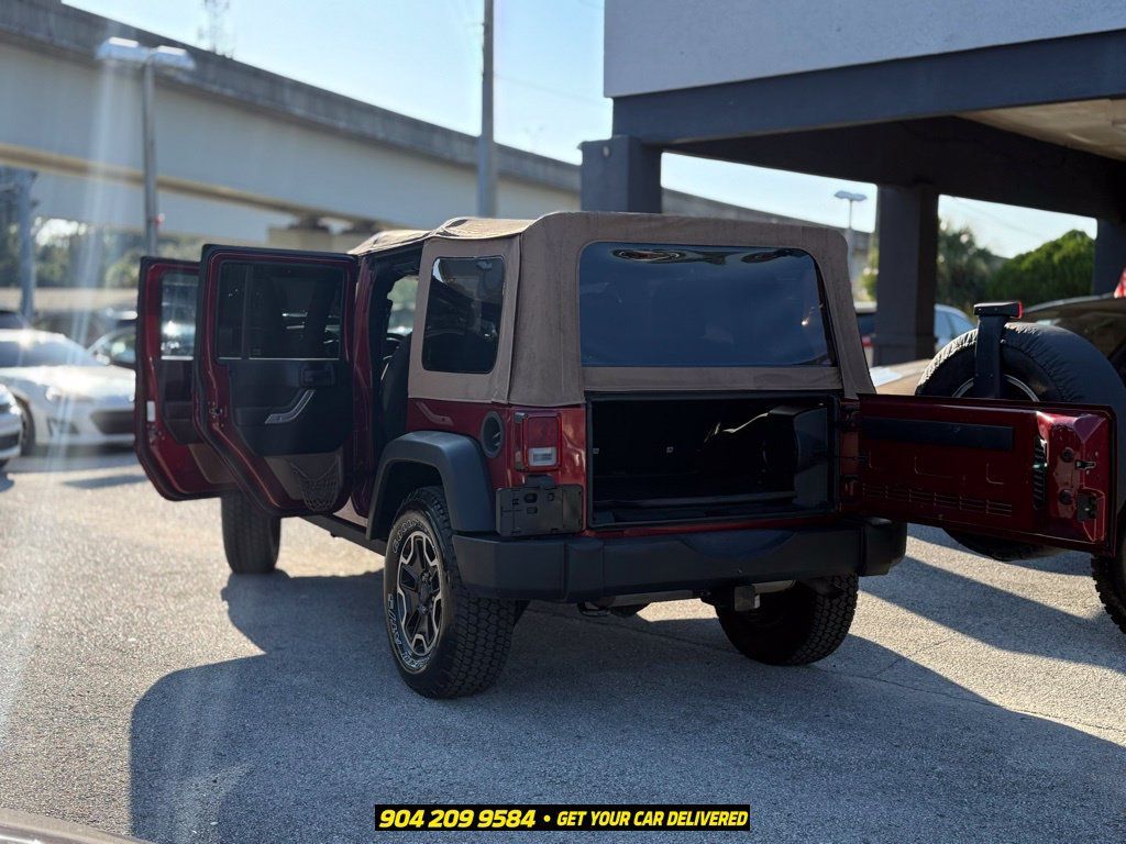 Used 2013 Jeep Wrangler Unlimited Rubicon w/ Connectivity Group AWD/4WD image 26