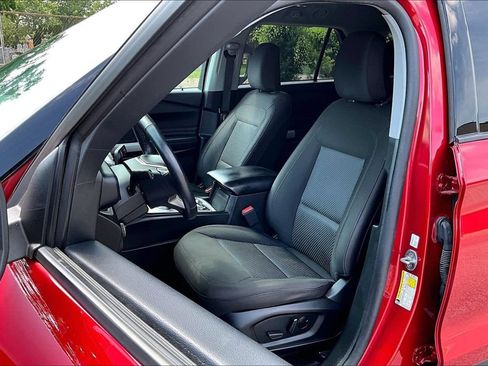 Certified 2023 Ford Explorer XLT AWD/4WD image 23
