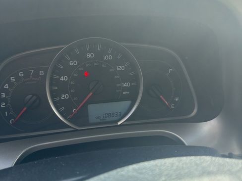 Used 2015 Toyota RAV4 XLE image 7