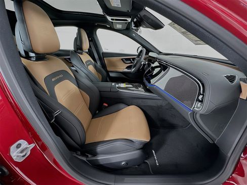 New 2026 Mercedes-Benz E 53 AMG e 4MATIC Sedan image 31