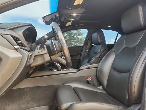 Used 2020 Cadillac CT4 V w/ Technology Package RWD image 10