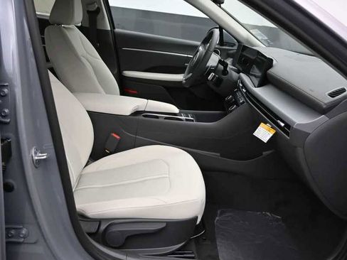 New 2026 Hyundai Sonata SEL FWD image 11