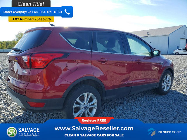 Used 2019 Ford Escape SE FWD image 4