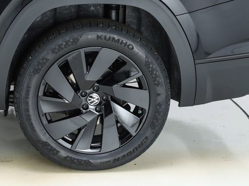 New 2026 Volkswagen Atlas SE image 46