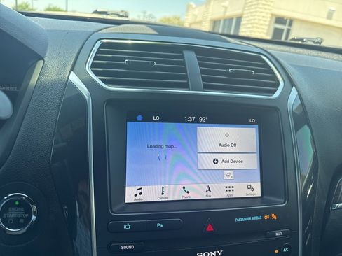 Used 2019 Ford Explorer Limited w/ Ford Safe & Smart Package AWD/4WD image 13