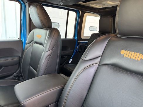 New 2025 Jeep Wrangler Sahara w/ Technology Group image 12