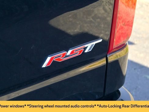 Used 2023 Chevrolet Silverado 1500 RST image 15