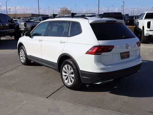 Used 2020 Volkswagen Tiguan S image 4