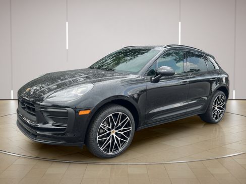 New 2026 Porsche Macan AWD/4WD image 1