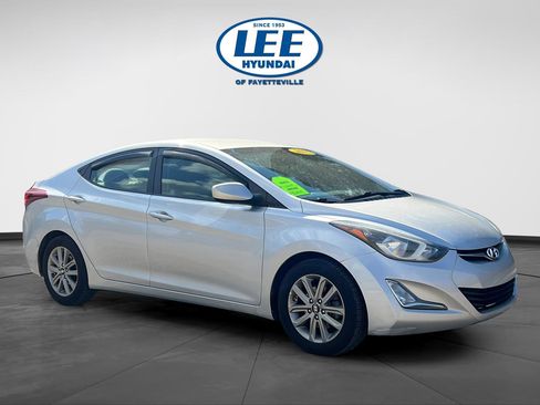 Used 2015 Hyundai Elantra SE w/ Option Group 02 image 1
