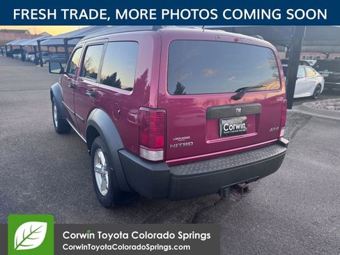 Used 2007 Dodge Nitro SXT image 5
