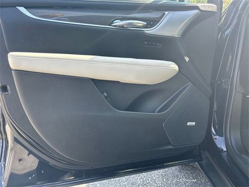 Used 2021 Cadillac XT5 Sportv w/ LPO, Floor Liner Package image 18